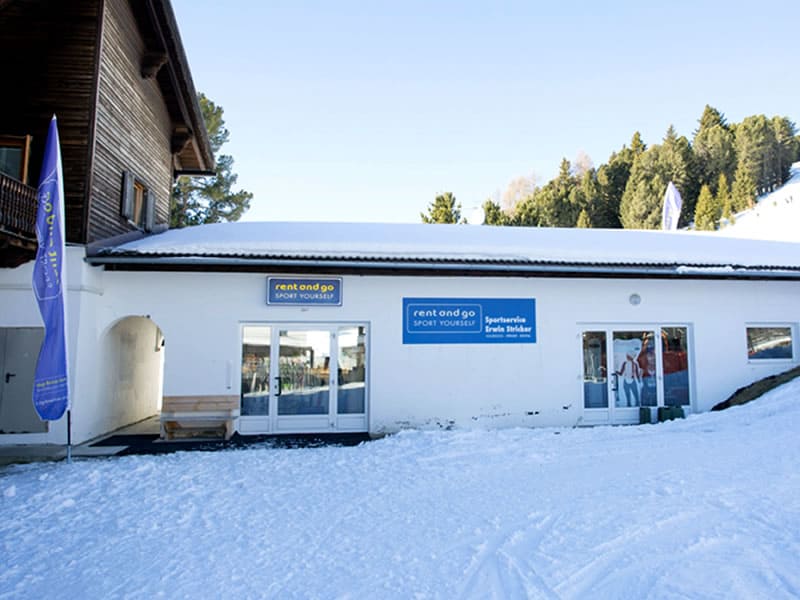 Skiverhuur winkel Sportservice Erwin Stricker Skihütte in Talstation Gondelbahn Pfannspitz, Brixen