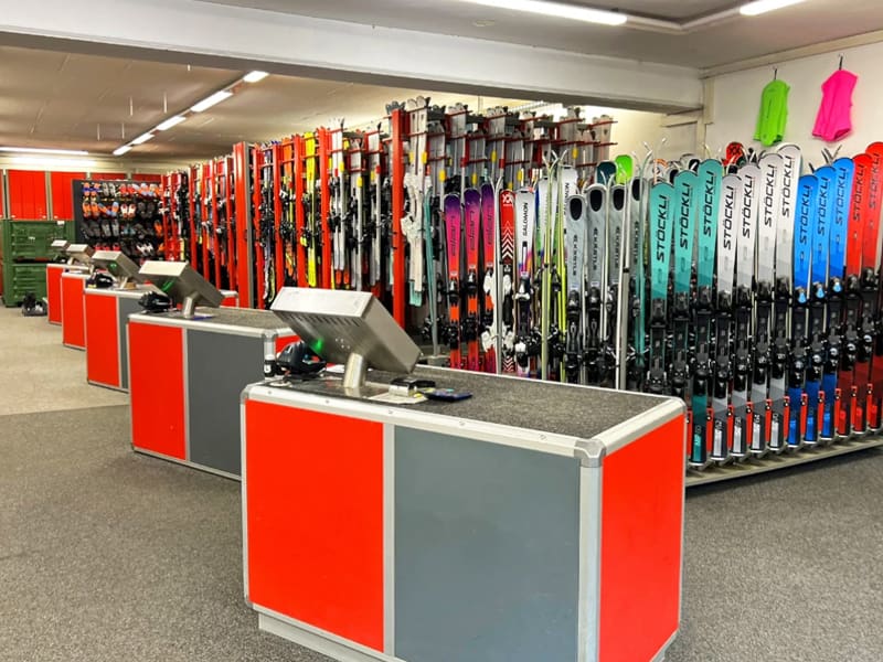 Skiverhuur winkel Sportservice Erwin Stricker in Talstation Seilbahn Plose/St. Andrä, Brixen