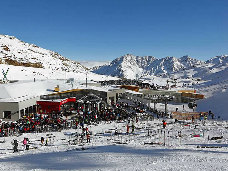 Skiverhuur winkel Sport Riml Tiefenbach in Tiefenbach Gletscher [Direkt beim Restaurant], Sölden