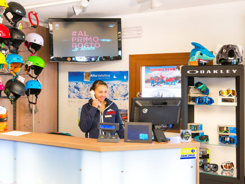 Skiverhuur winkel Celsino Sport in Via Battaglion Morbegno 1, Bormio