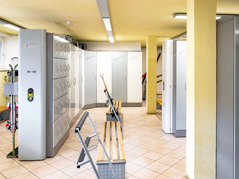 Skiverhuur winkel Sport Cermis in Via Cermis 2, Alpe Cermis, Cavalese