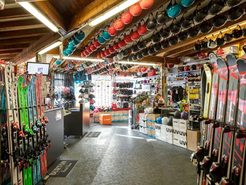 Skiverhuur winkel Sport Cermis in Via Cermis 2, Alpe Cermis, Cavalese