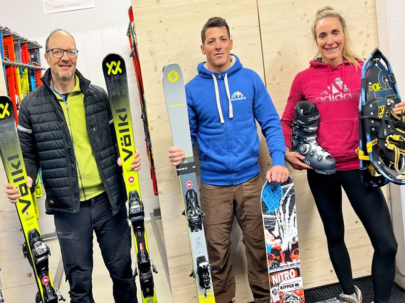 Skiverhuur winkel Ski Service Dolomiti in Via Riziò, 32, Auronzo di Cadore