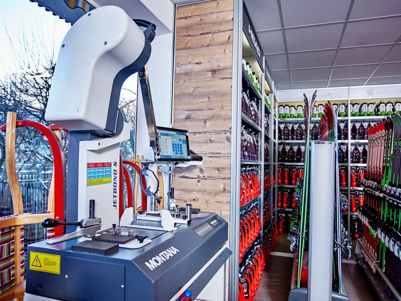 Skiverhuur winkel Skiverleih Garmisch in Zugspitzstraße 68, Garmisch-Partenkirchen